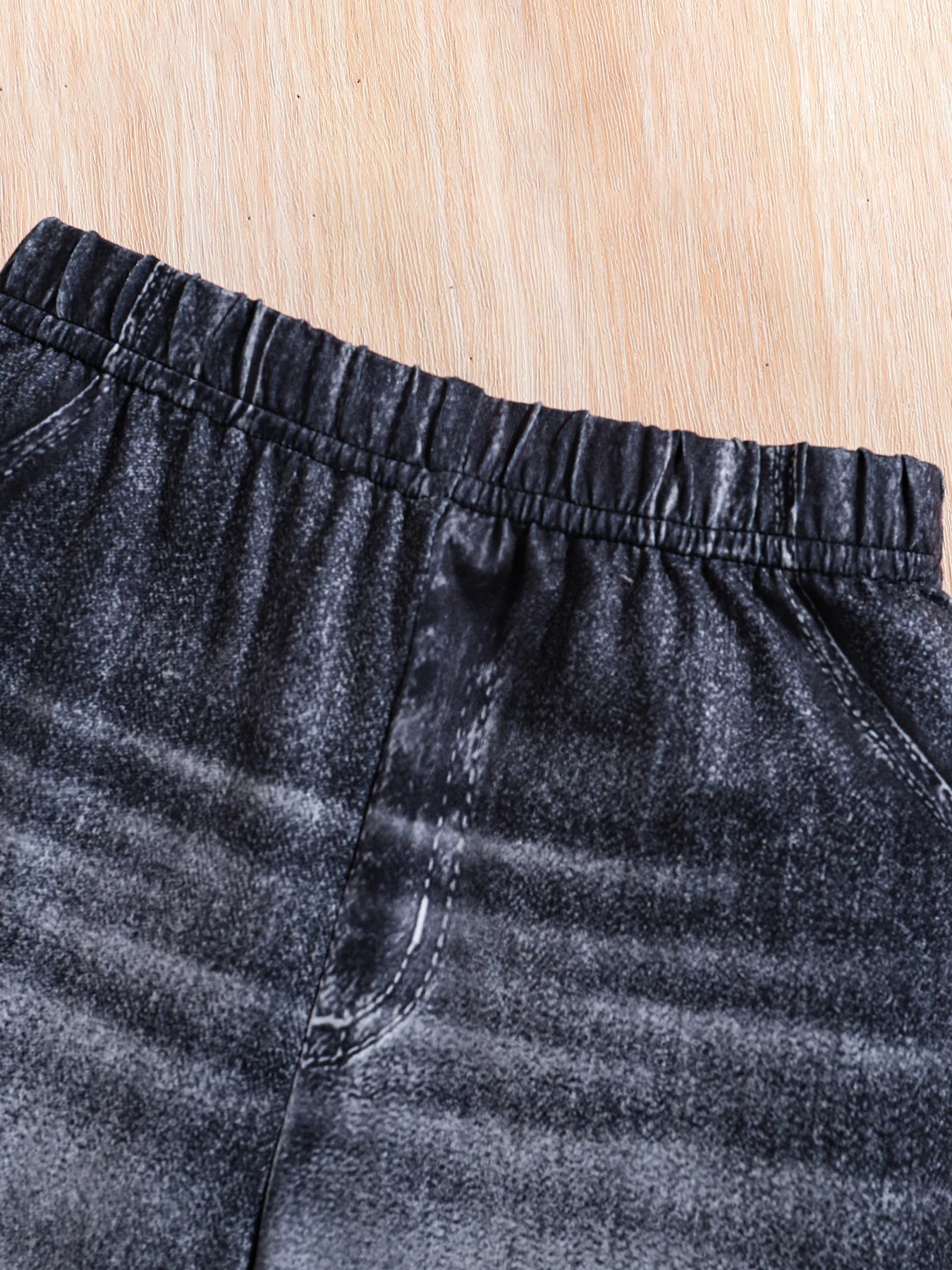 Spring and Autumn Girls' Fashion Set with White Round Neck Cartoon Printed Long Sleeve